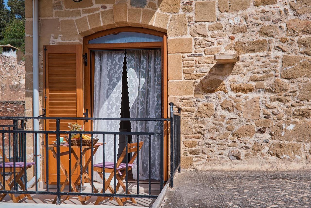 Vaggelis Little Stone House Villa Maredhiana ภายนอก รูปภาพ